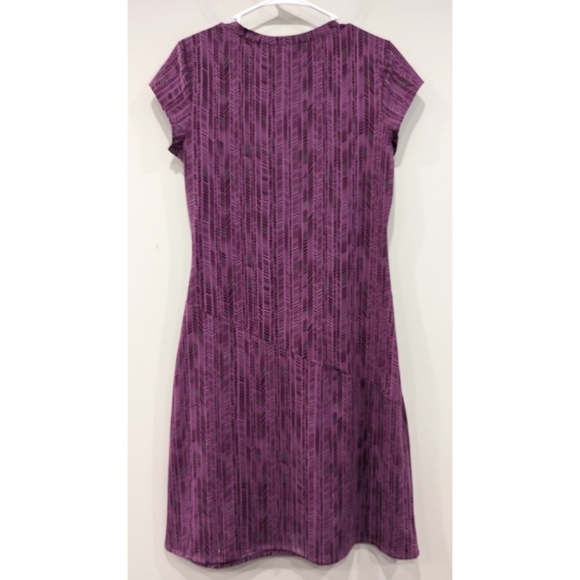 Athleta Geometric Nectar Purple Ruched Side Dress Size Medium - Picture 3 of 5